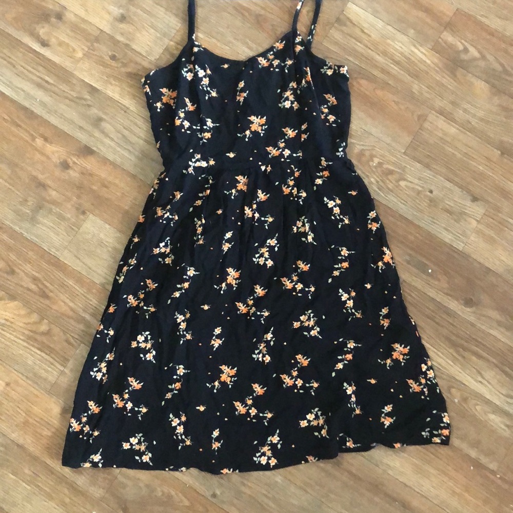 H&M Dress - Picture 2 of 3